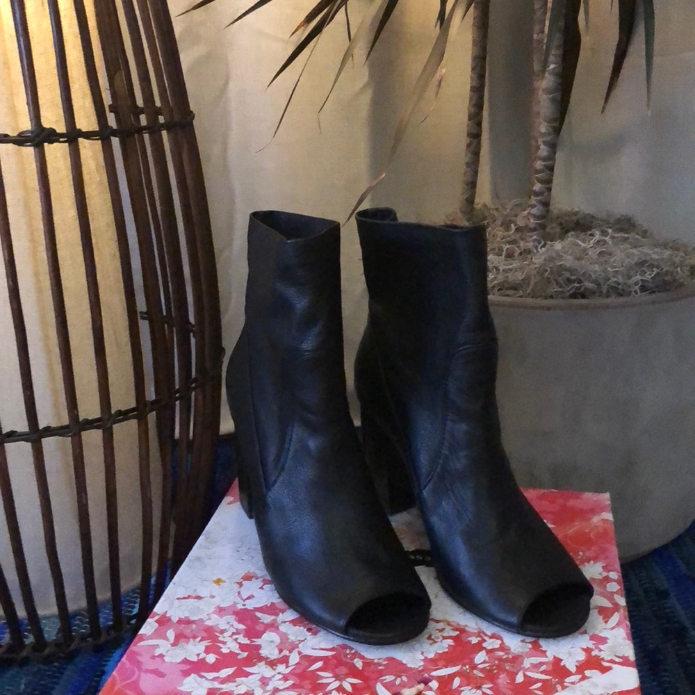 Chinese laundry shoes